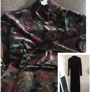 GAUGING INTEREST Vintage Velvet Maxi Dress